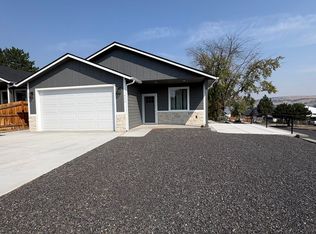 516 Main Ave W, Soap Lake, WA 98851