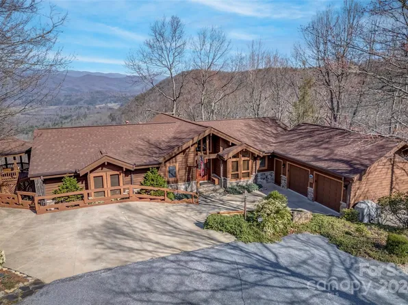140 Wanei Ct, Brevard, NC 28712