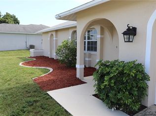 326 NE 11th St, Fort Myers, FL 33909