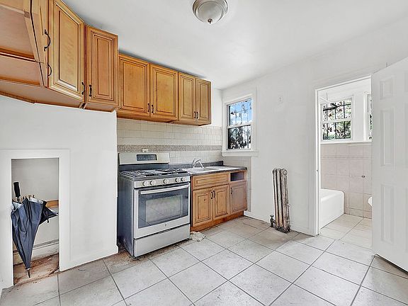 2nd image of 107-45 127th St