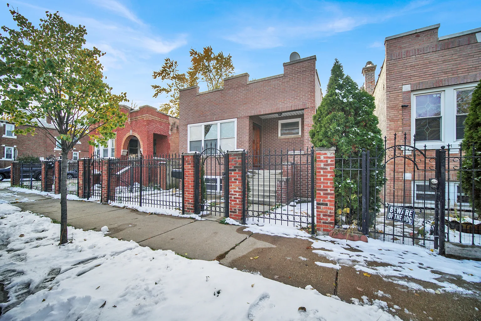 2854 S Central Park Ave photo 1