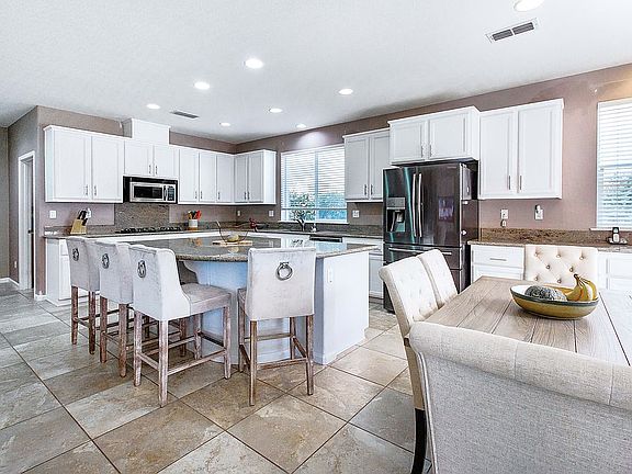 3rd image of 9440 Triathlon Ln