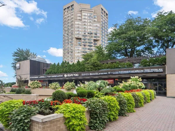 7000 Blvd East image 32 of 32