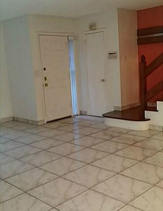 4th image of 16508 Ne 27 Ave #54