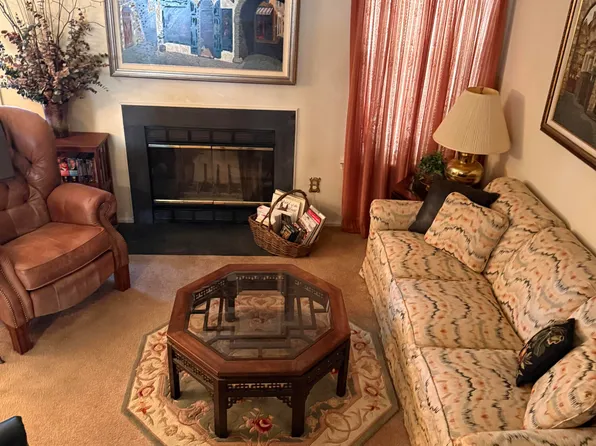 102 Rumford Way, Manalapan, NJ 07726