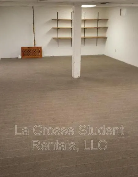 904 Vine St #LA CROSSE — Photo 1