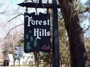 39 Fair Oaks Dr, East Rochester, NY 14445