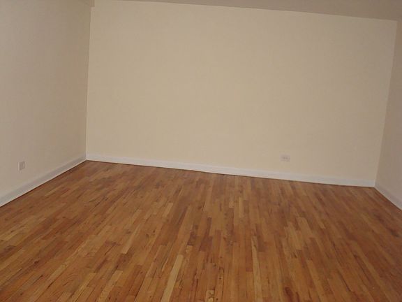 2nd image of 7210 41st Ave APT 4G