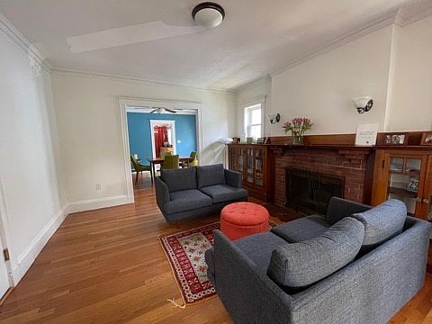 4th image of 7 Castleton St #2