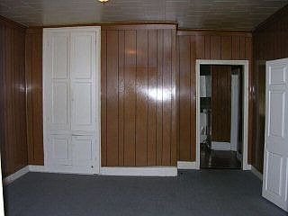 5th image of 248 N 2nd St