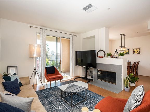 3rd image of 13075 Pacific Promenade APT 406