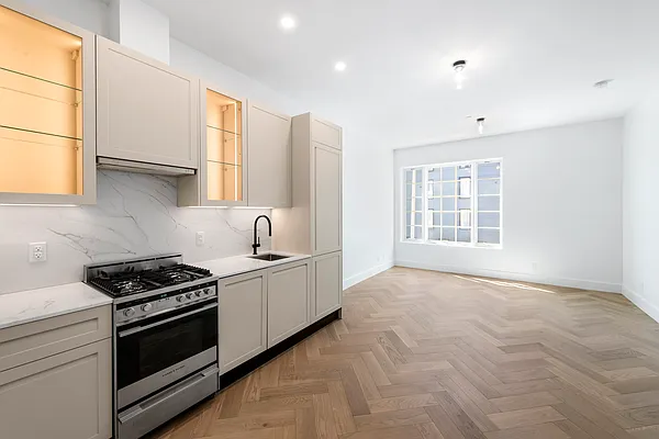 Rented by Nest Seekers International | media 1