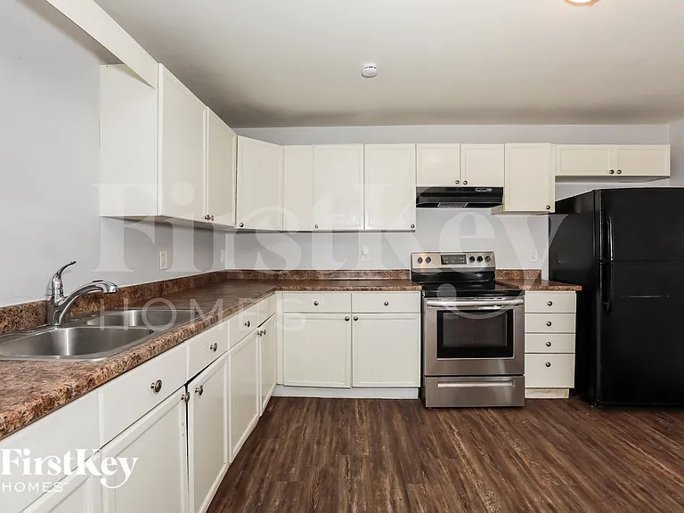 4739 E Sunland Ave — Photo 7