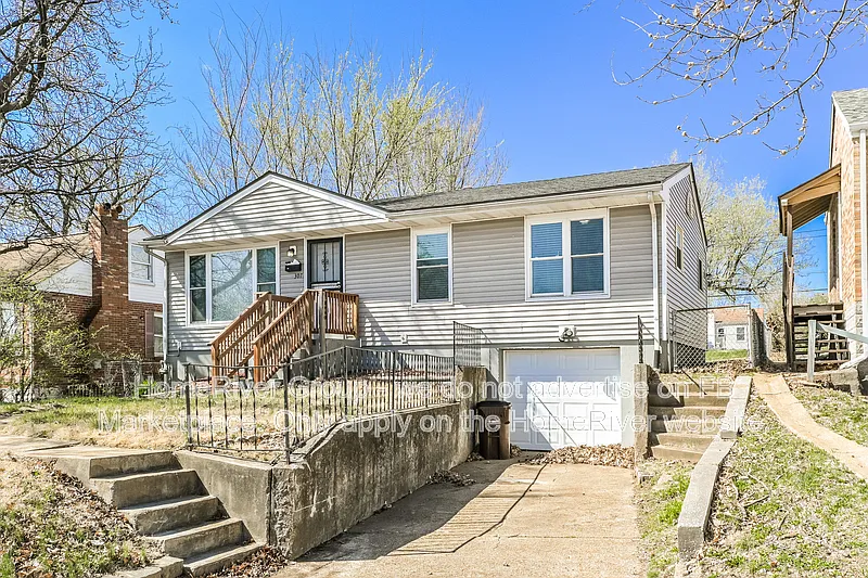 Building Photo - 307 Coppinger Dr