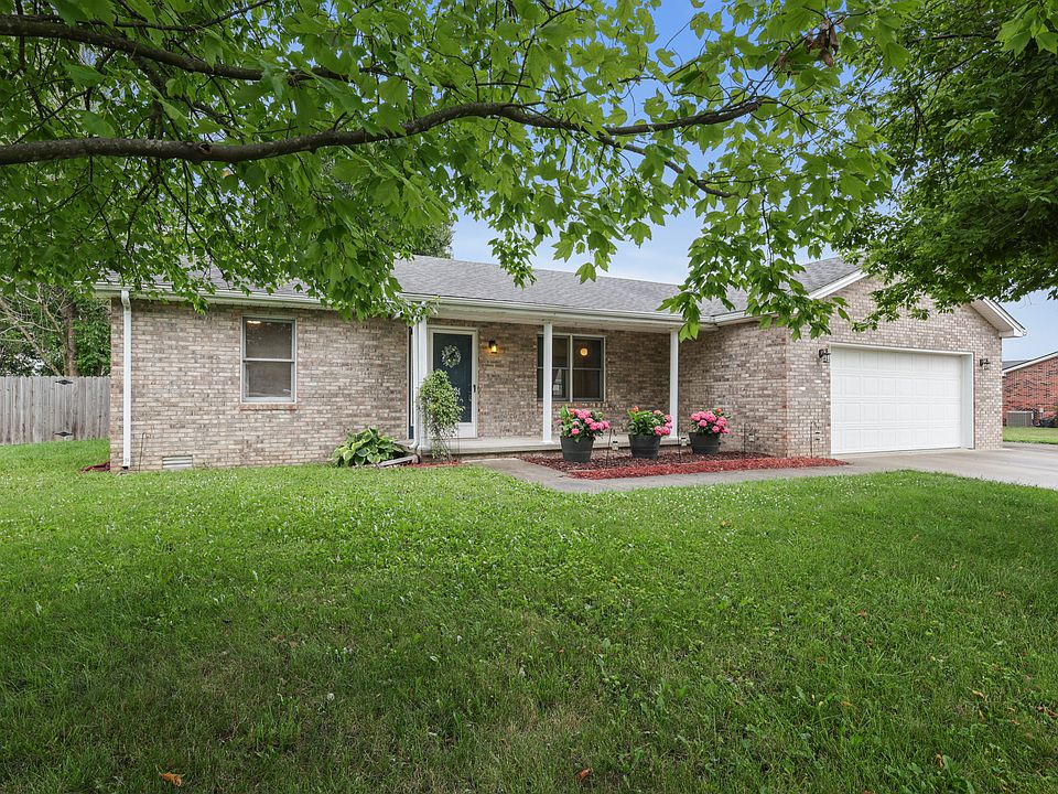 1st image of 4534 Hackberry Dr