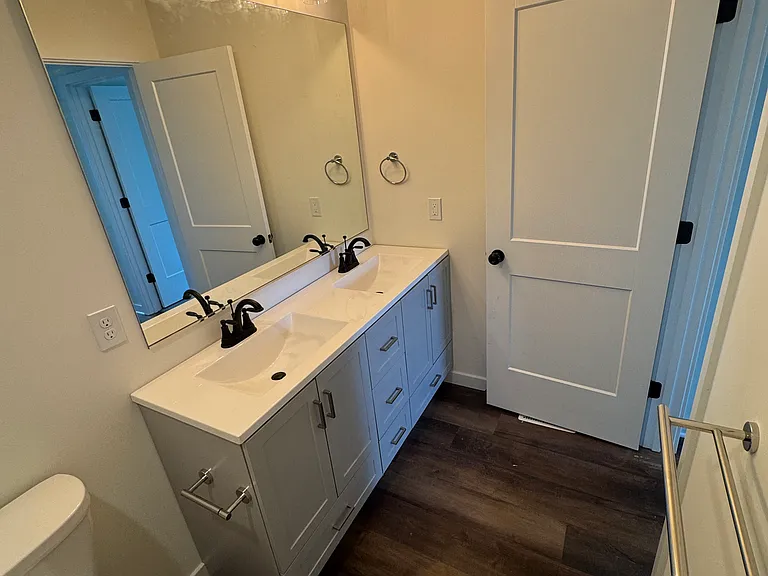 54 S Revere St #A — Photo 11