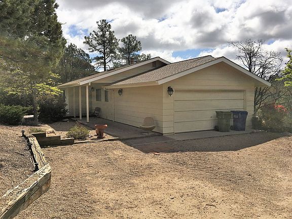 2nd image of 1905 Begonia Pl