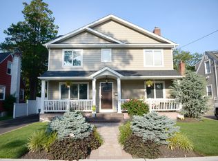 38 Rhode Ave, Merrick, NY 11566