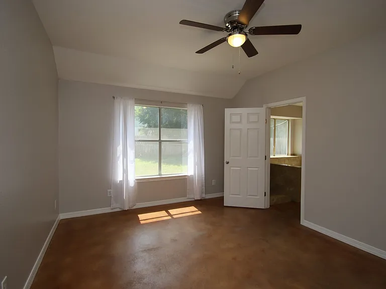 12400 Captain Hopkins Cv — Photo 11