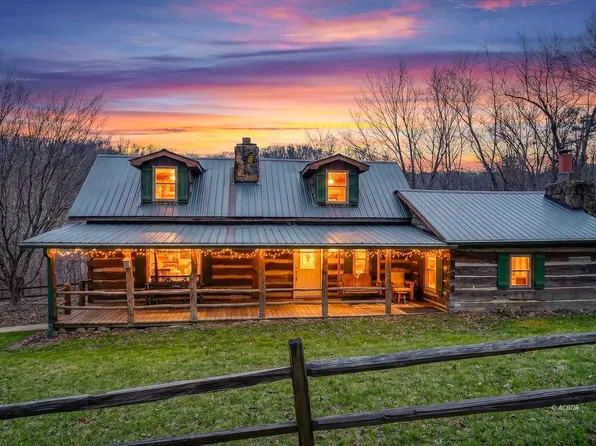 13706 Old McArthur Rd, Logan, OH 43138