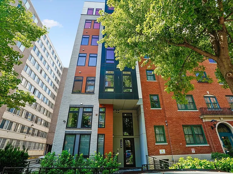 1208 M St NW #22 — Photo 1
