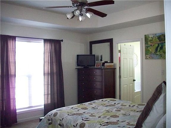 4th image of 3944 Benjamin Dr #D