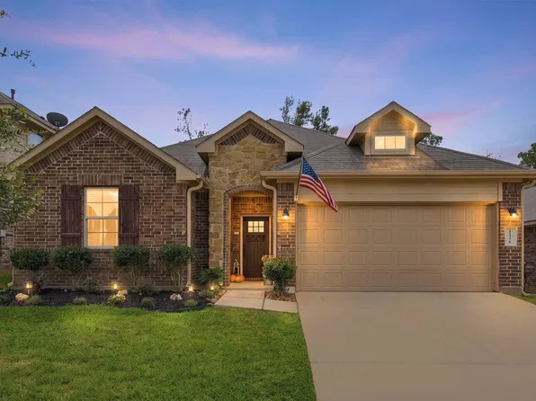 11371 Dawn Beach Ln, Conroe, TX 77304