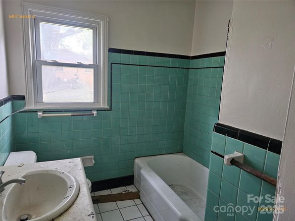 6407 Market St, Charlotte, NC 28215