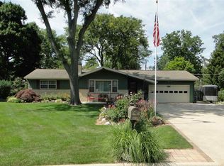 1002 Willman Ct, Watertown, WI 53094