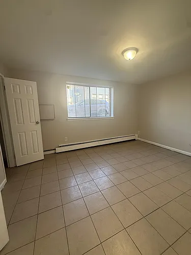 104 Montclair Ave Photo 1
