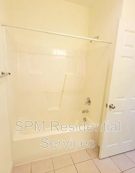1505 Cadfel Ct #304 — Photo 21