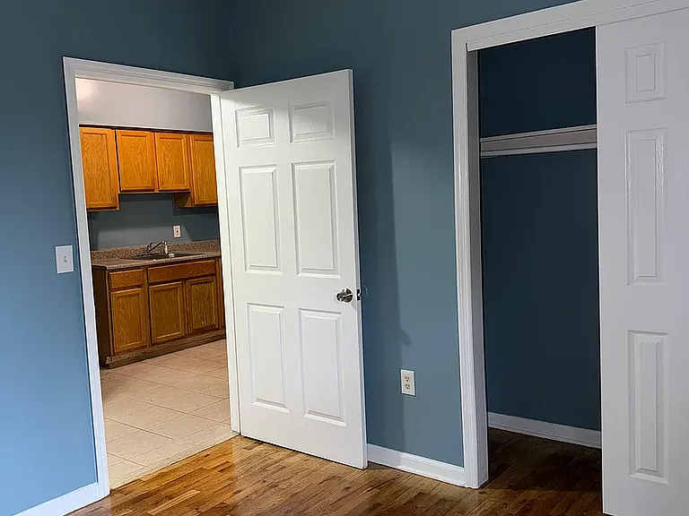 44 Astor St #2 — Photo 4