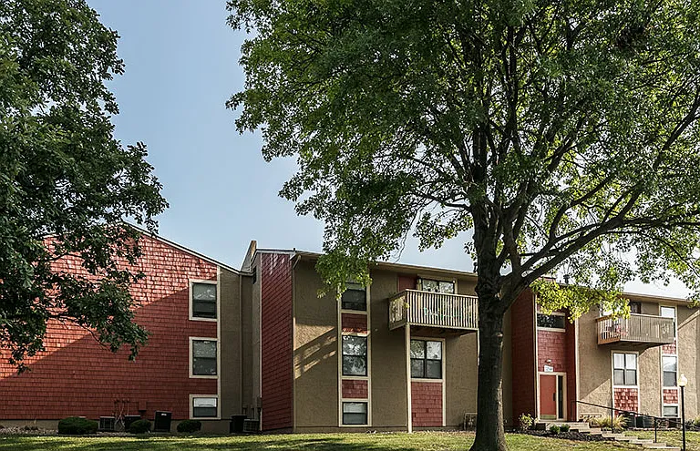 The Meadows Apartment Homes KS — Photo 26