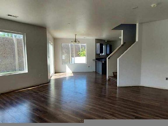 2nd image of 1585 W 900th St S