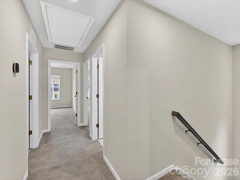 420 Burr St — Photo 21
