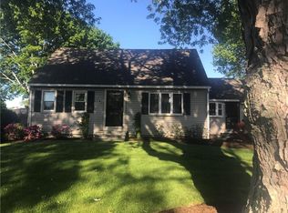 91 Moccasin Dr, Warwick, RI 02889