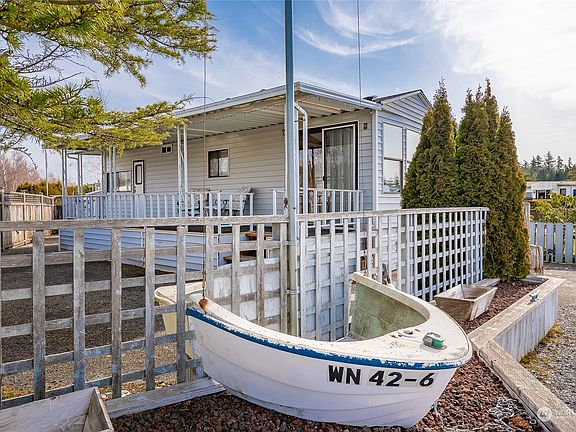 3rd image of 7704 Birch Bay Drive #42-6
