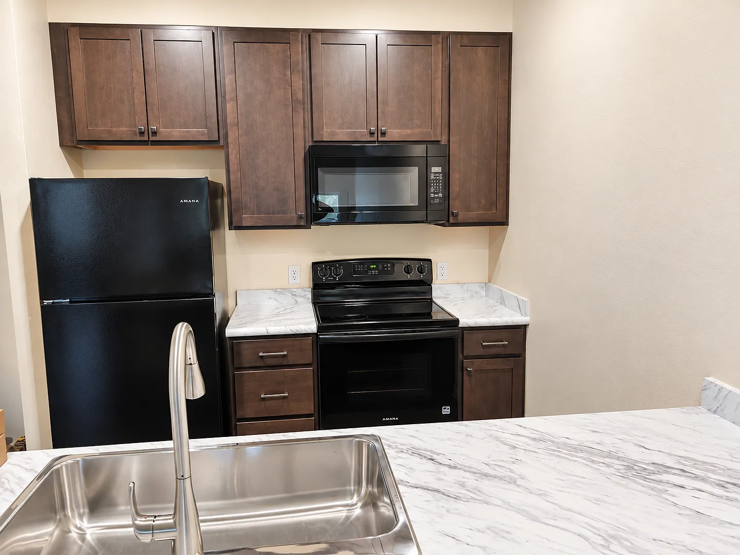 1 bed, 600 sqft, $1,365 — Photo 3