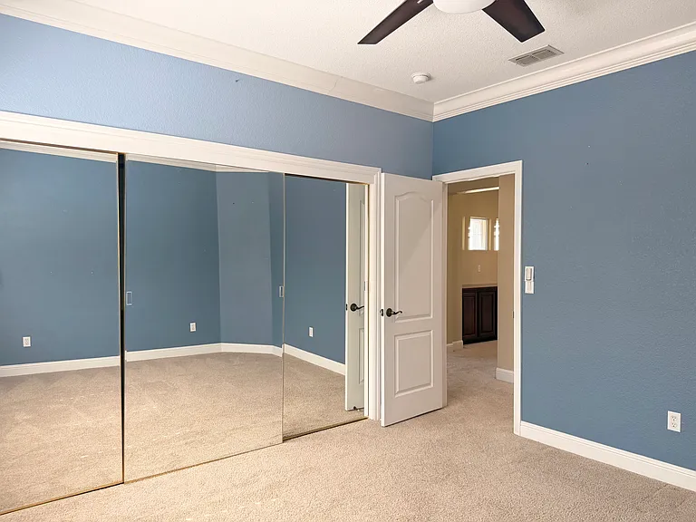 3474 Castle Creek Ct — Photo 32