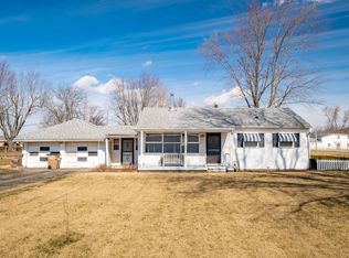 1360 Lowell Rd, Columbus, IN 47203