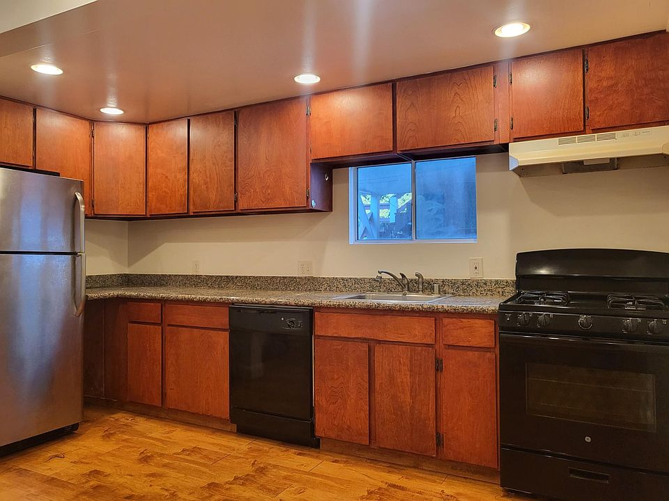 1st image of 1333 York St #1