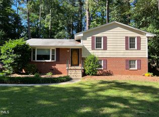 3205 Broyhill Cir, Raleigh, NC 27604