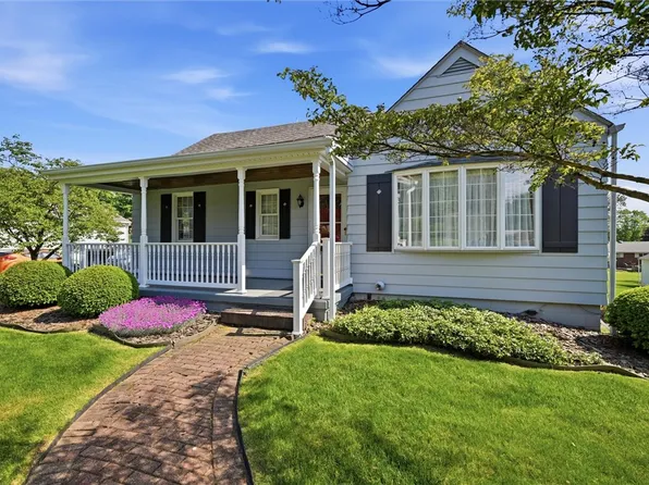 612 Sunset Dr, Freeport, PA 16229