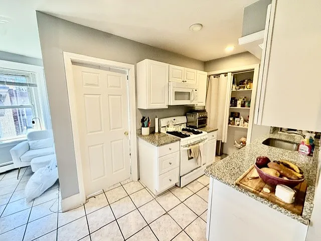 109 Salem St #4 — Photo 18