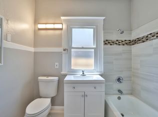 2643 Market St, Oakland, CA 94607