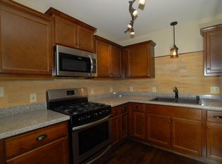 3660 S 25th St, Milwaukee, WI 53221