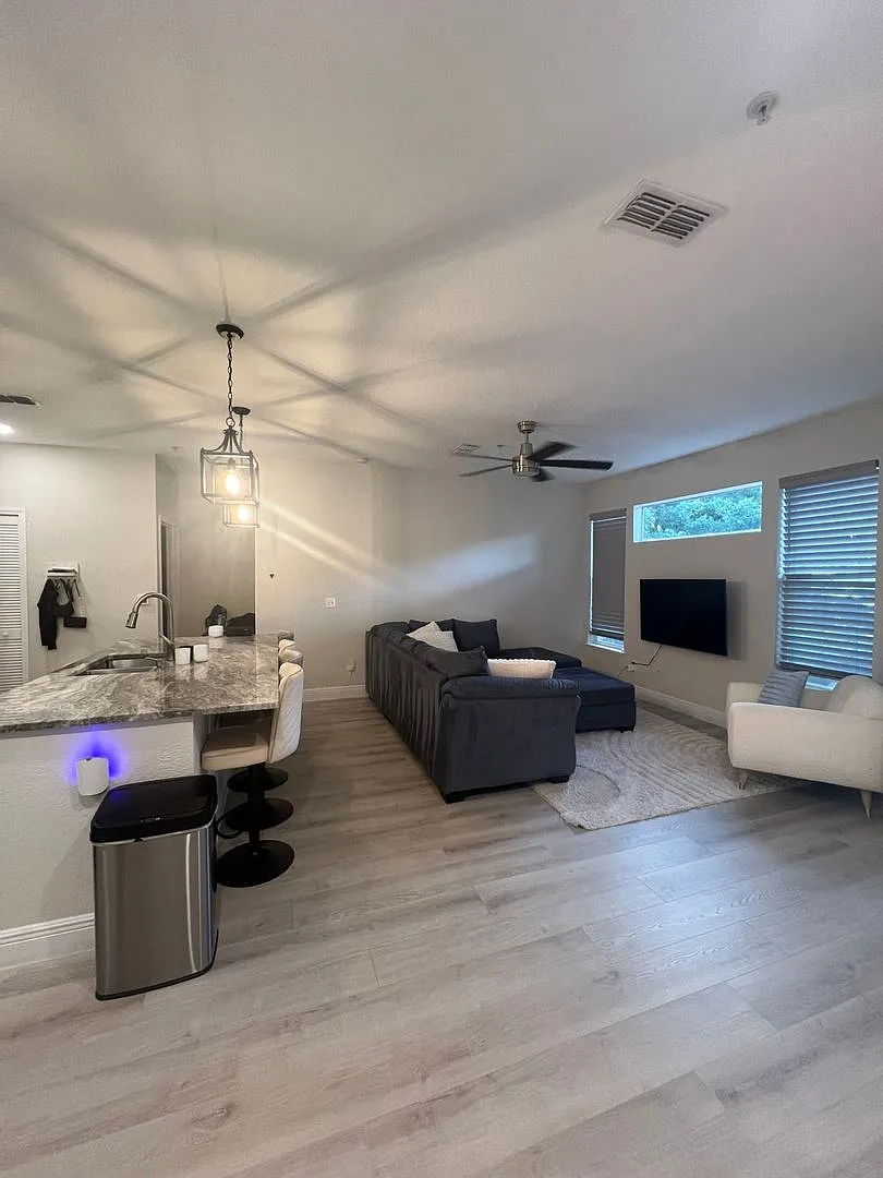 1 Bedroom Condo in Orlando — Photo 4