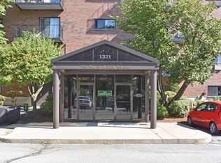 1321 Worcester Rd APT 504, Framingham, MA 01701