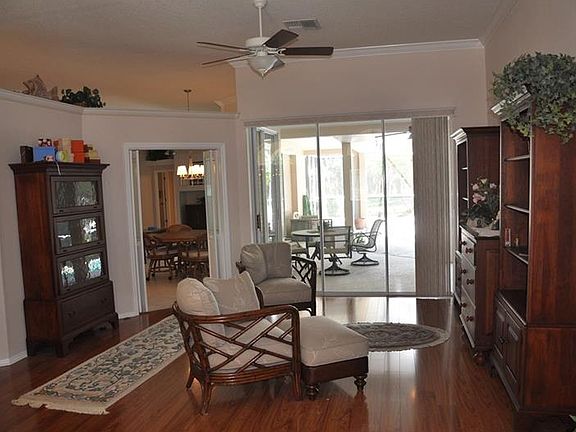 4th image of 1044 Kings Way Ln