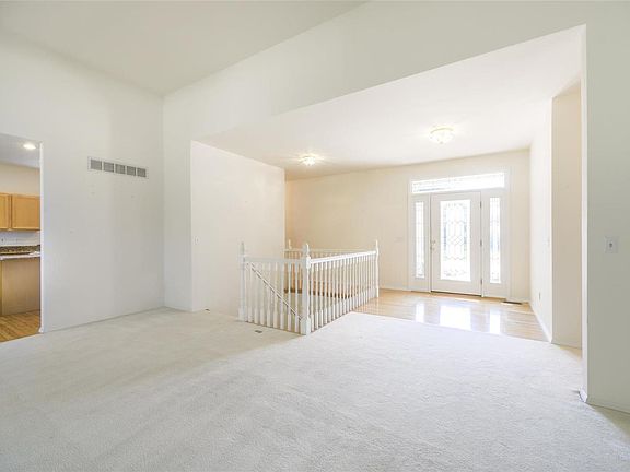 5th image of 14717 Whitebrook Dr